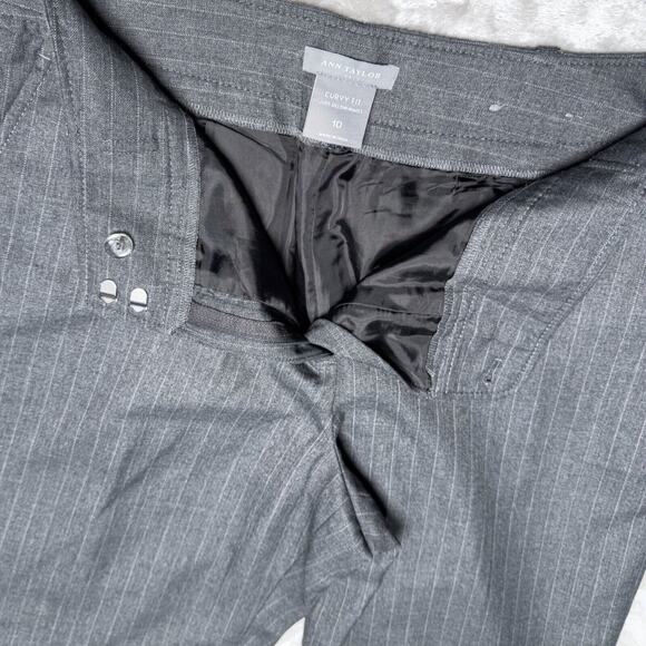 Express Editor Gray Pinstripe Straight Leg Pants Curvy Fit Womens Size 10 - Picture 12 of 15